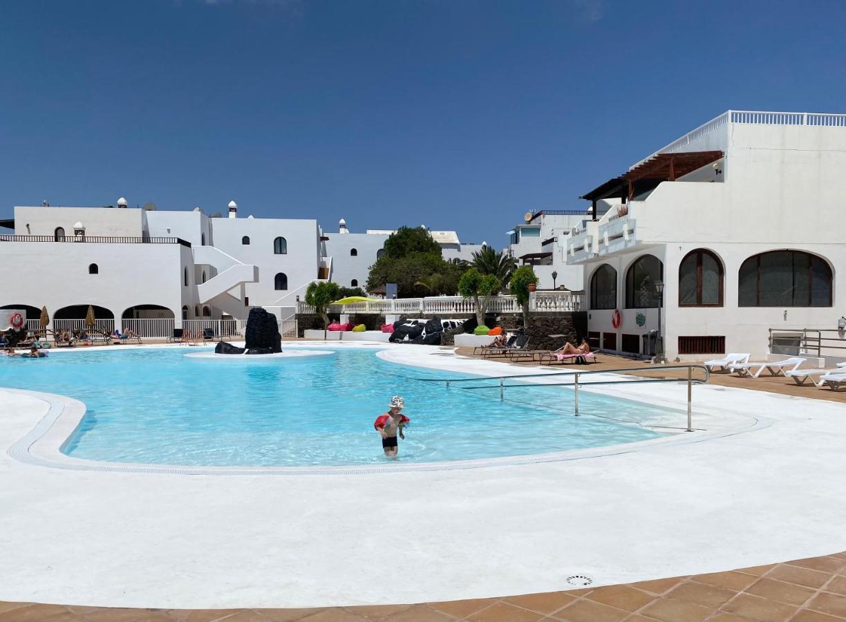 Enigma Appartement Costa Teguise Buitenkant foto