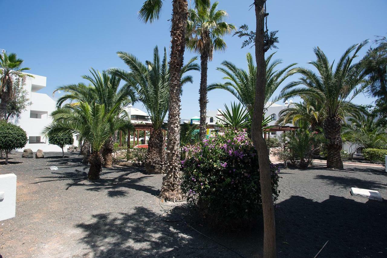 Enigma Appartement Costa Teguise Buitenkant foto